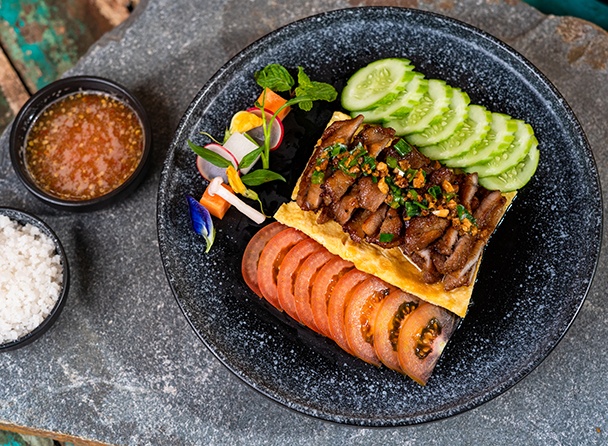 Caramelized Sliced Pork with Fresh Vegetables