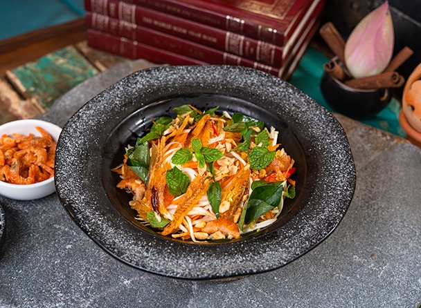 Mango Salad with Dried Fish and Dried Shrimp