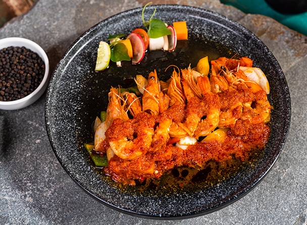 Stir Fried Prawns with Curry Sauce