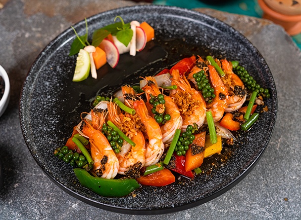 Stir Fried Prawns with Kampot Green Pepper