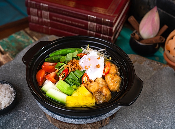 Vietnamese Fish Sour Soup