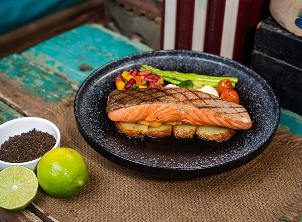 Salmon Filet with Red Bean Salad and Grilled Potatoes